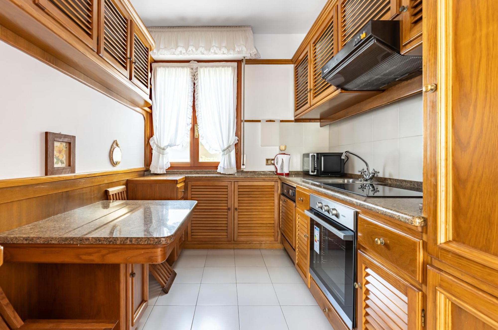 Two-Levels Apartment With Terrace And Parking Viareggio Exterior photo